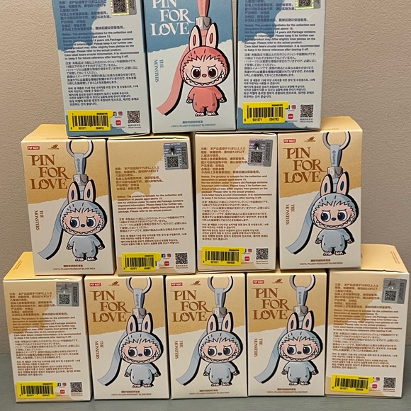 Authentic Pin for Love Labubu - A - Picture 3 of 3